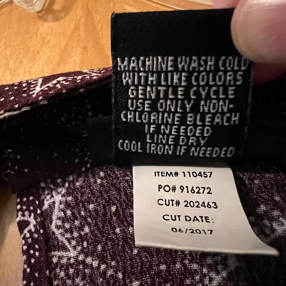 Torrid Purple Top Stars Collar Cut Out Detail Short Sleeve Shirt Plus Size 3 - Picture 4 of 8